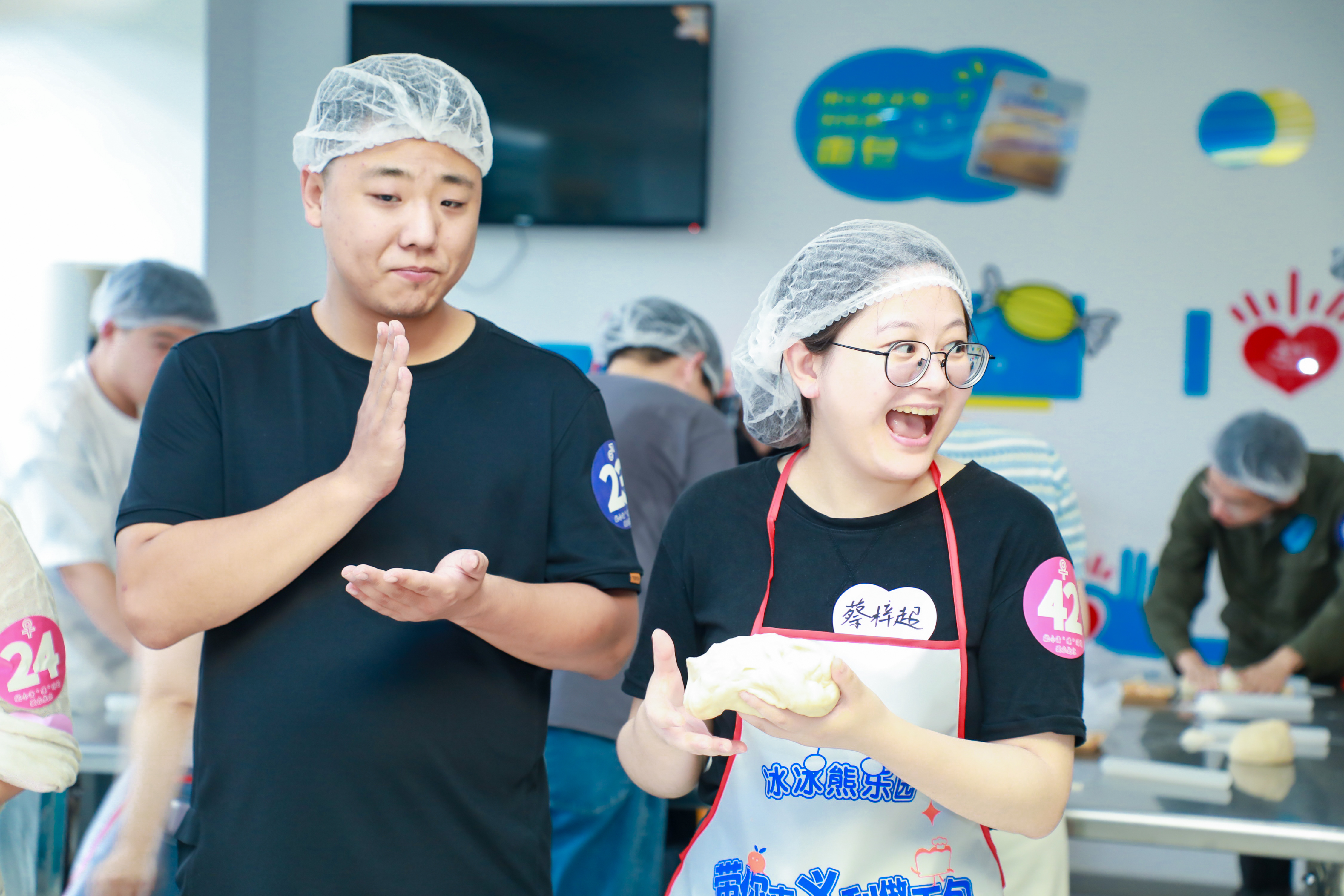 通博娱乐
团委联合京能集团等单位开展京彩一遇·缘定七夕联谊活动